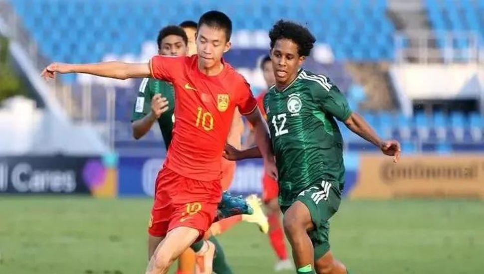 包含泰国队实力强劲，战胜三支队伍晋级亚洲杯半决赛的词条