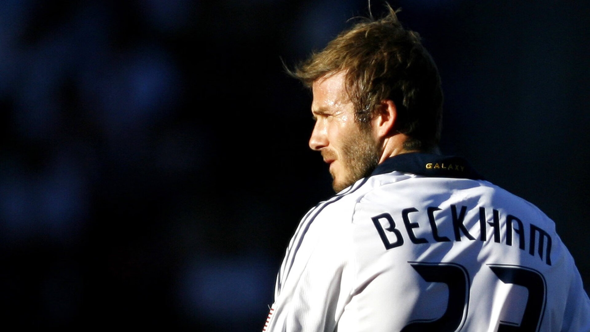 Karsa连续二十场比赛得分超过大胜，湖人挑战极限！